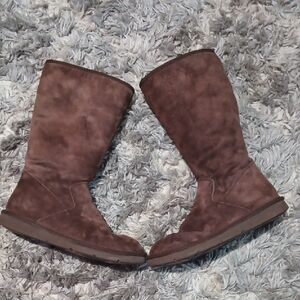 UGG Chocolate Brown Winter Boots